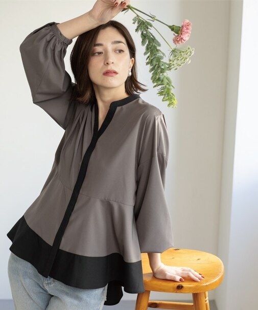 バイカラーアソート ペプラム前あきブラウス