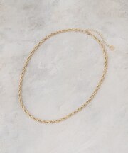 ねじれチェーンネックレス