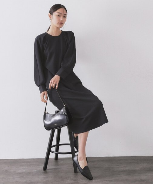 タックデザインAラインワンピース【洗濯機OK】