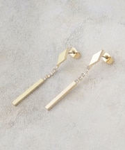 ダイヤシェイプメタル×ビジュー ピアス