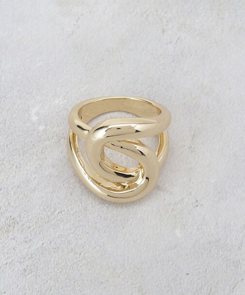 クロスオーバルメタルリング