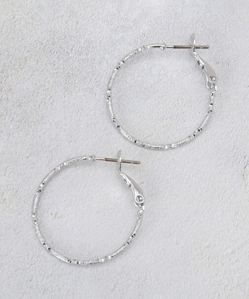 表面デザイン フープピアス