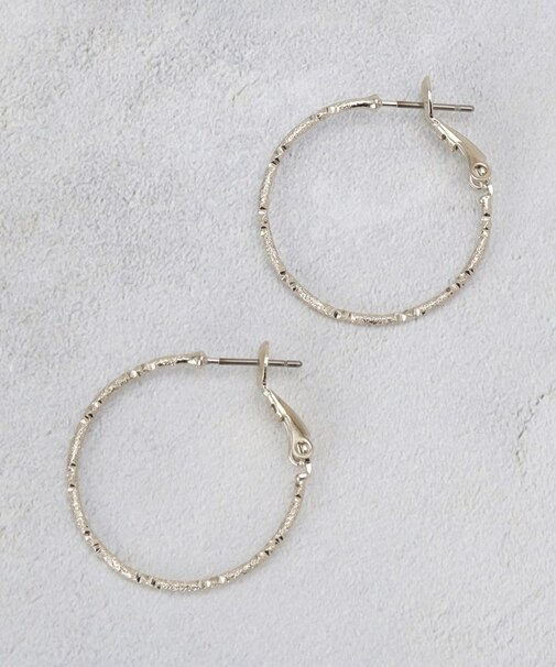 表面デザイン フープピアス