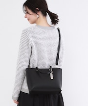 名品バイカラーミドルトート