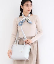 名品バイカラーミドルトート