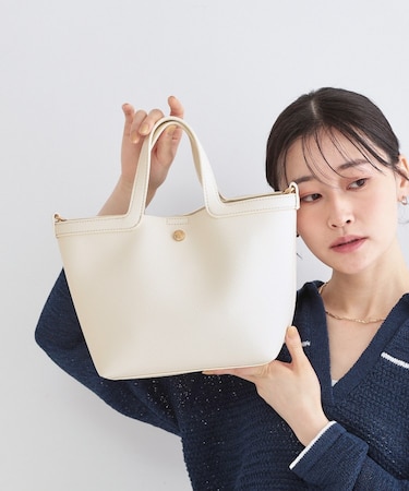 2WAY巾着付シュリンクミドルトート
