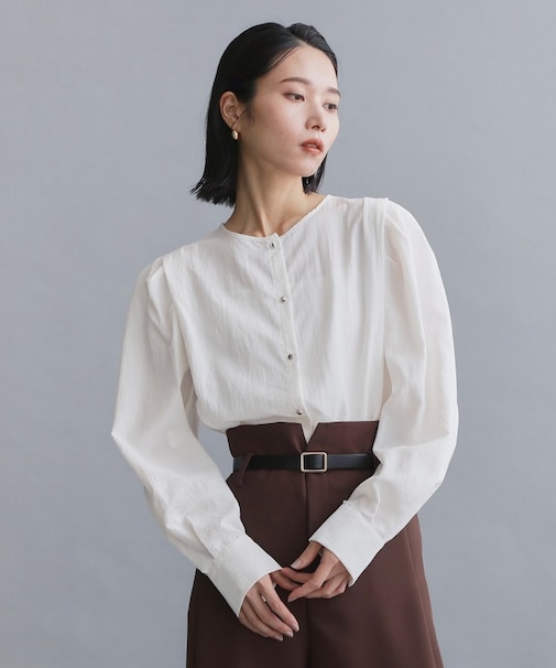 【es】フロント金ボタンタックスリーブブラウス【洗濯機OK】