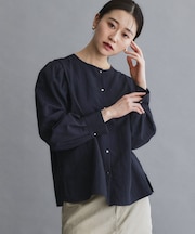 【es】フロント金ボタンタックスリーブブラウス【洗濯機OK】