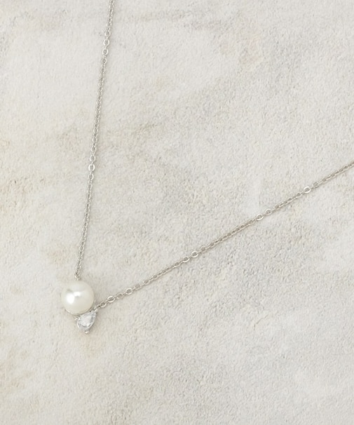 フェイクパール×ミニビジューショートネックレス