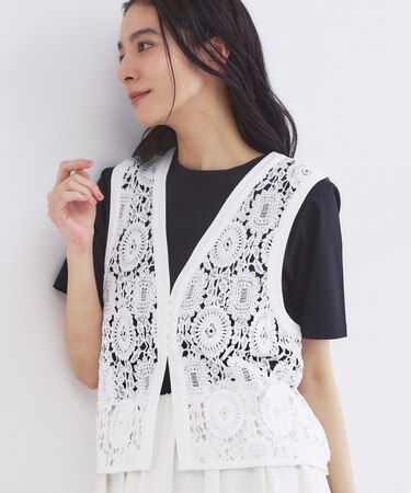 レースVネックベスト