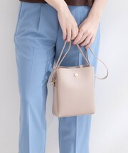 【軽量/3層収納/長さ調整可】シュリンク合皮ミニショルダー