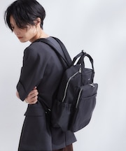 【撥水／A4対応／14ポケット】軽量リュックサック