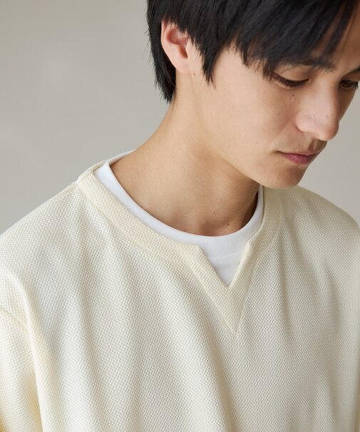 バスケット編みキーネックTシャツ