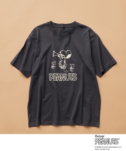 75周年PEANUTSデザイン半袖Tシャツ