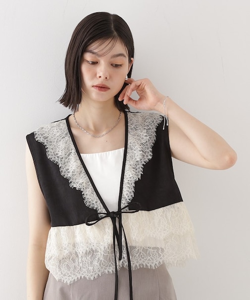 レースフリルサテンベスト【洗える】