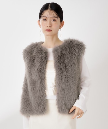 フェイクファーベスト