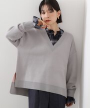 Vネックオーバーサイズニット