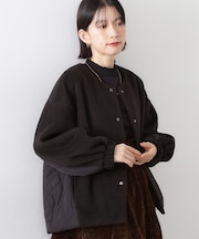 前後で印象が変わる ドッキングノーカラージャケット