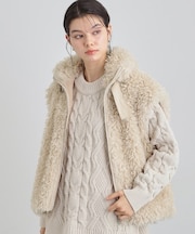 プラスするだけでこなれ見え ボアベスト