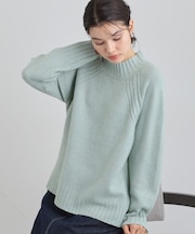 ふんわり柔らかきれい色 ウール混ハイネックニット