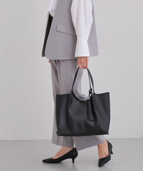 タッセル付きトートバッグ｜ザショップティーケーの通販｜&mall