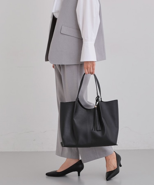 タッセル付きトートバッグ