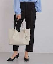 タッセル付きトートバッグ