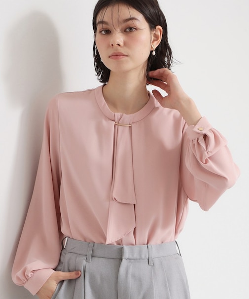 バー付きラッフルタイブラウス