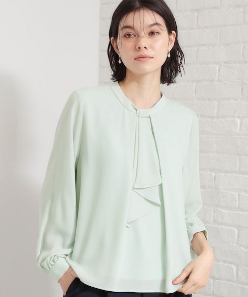 バー付きラッフルタイブラウス