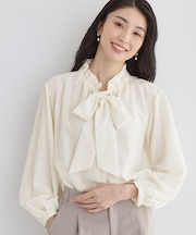 ギャザーリボンタイブラウス