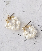 つぶつぶパール調ピアス