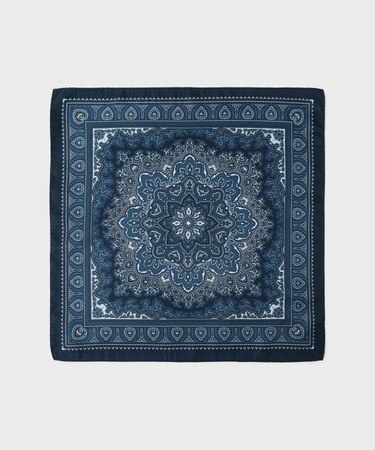 バンダナ柄 ポケットチーフ 【ON/OFF兼用】