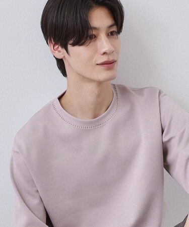 【首元にさりげないアクセント】ステッチダンボールプルオーバー