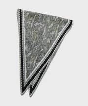 プリーツスカーフ