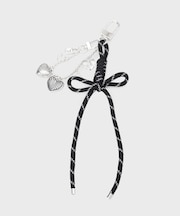 ハートモチーフチャーム