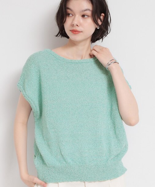 さりげない抜け感 ペーパーヤーン風ニット