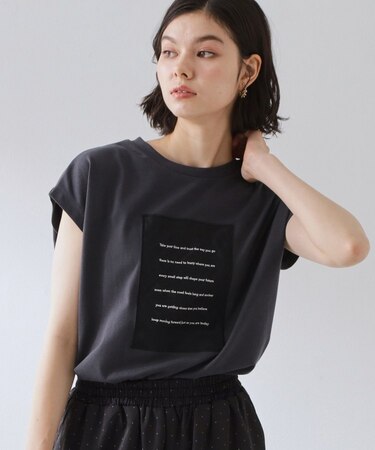 オーガンジー刺繍Tシャツ
