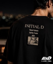 頭文字D 別注 『フジワラ』 グラフィック半袖Tシャツ ステッカー&チャーム付き