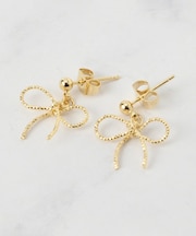 リボンモチーフピアス