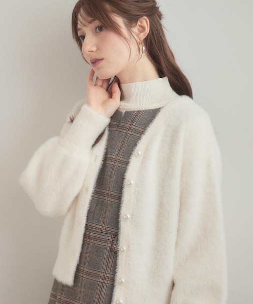 【大人可愛い／きれいめ】前後2WAYフェザーカーディトップス