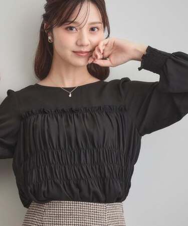 【マシンウォッシャブル・きれいめ・通勤】シャーリングチュニックブラウス