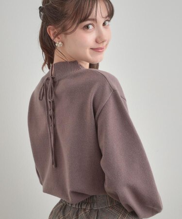 【後ろ姿も着映える・通勤】バックレースアップ微起毛ニット