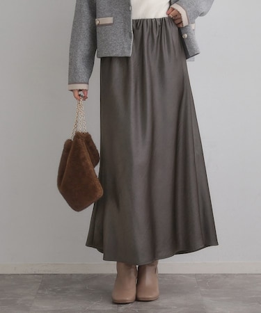 シルキーヘビーサテンスカート