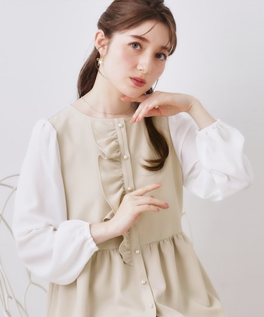 【ハレの日・通勤】フリルドッキング ペプラムブラウス