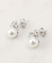 リボンパール調ピアス