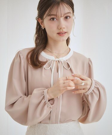 【洗える・ハレの日・通勤】配色 細リボンタイ ブラウス