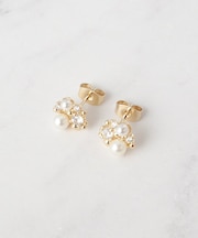 パール調ビジューピアス