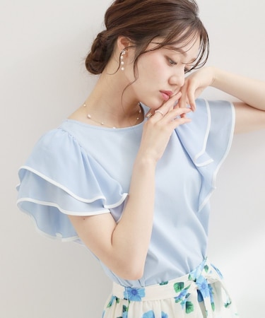 60シルラッフルフレアスリーブ