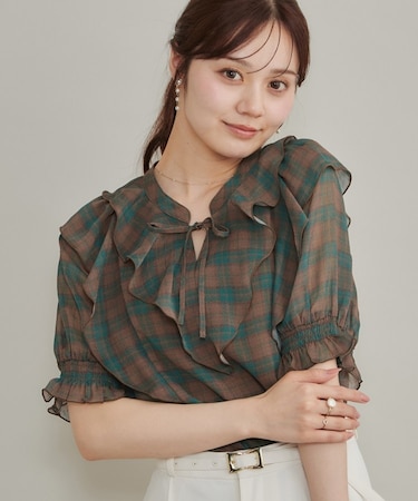 楊柳シフォンで涼しく フリルチェックブラウス