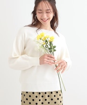 【洗える/S-LL】大人上品 お袖パール調ボタン付き ボートネックニット